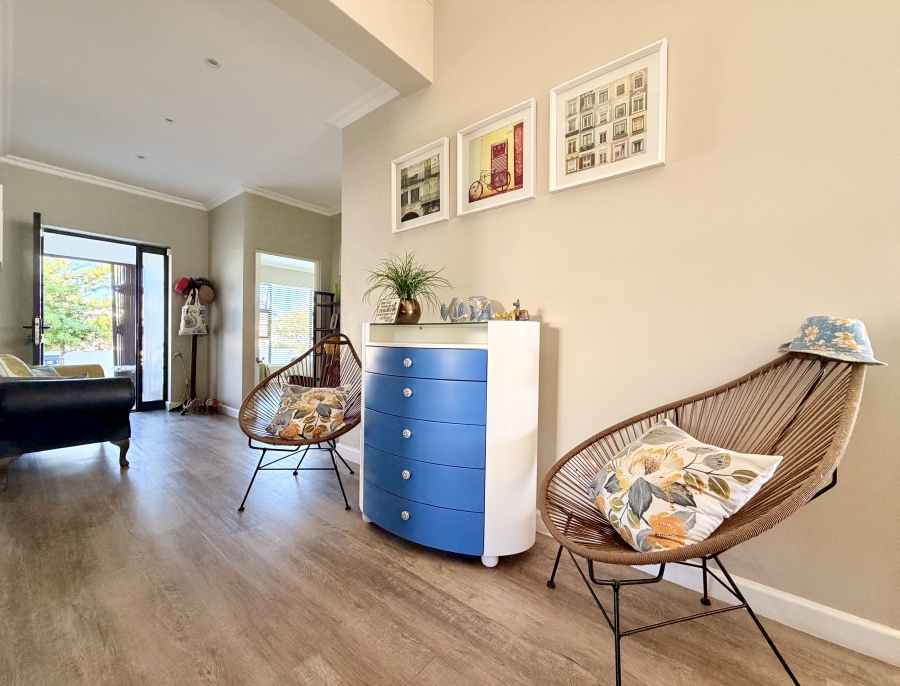 3 Bedroom Property for Sale in Sandbaai Western Cape